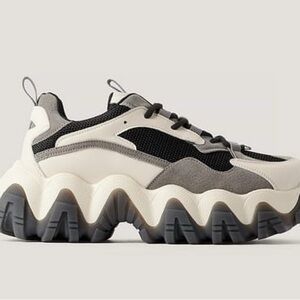 NA-KD Rounded Chunky Profile Swedish, Laces, Trainers, size 9